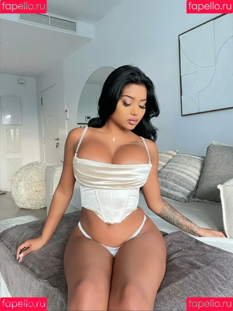 Nursh / Nurshath Dulal / nurshathd_ Onlyfans Photo Gallery 