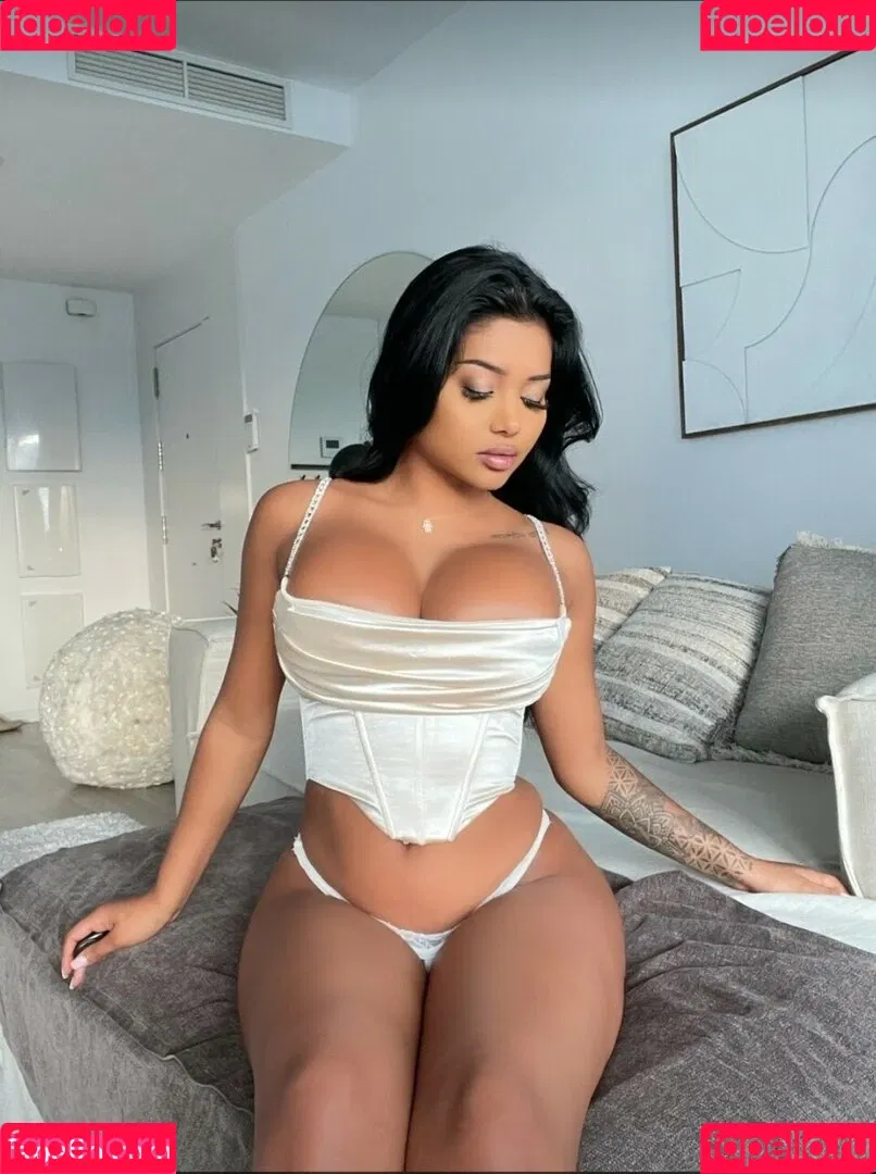 Nursh / Nurshath Dulal / nurshathd_ Onlyfans Photo Gallery 