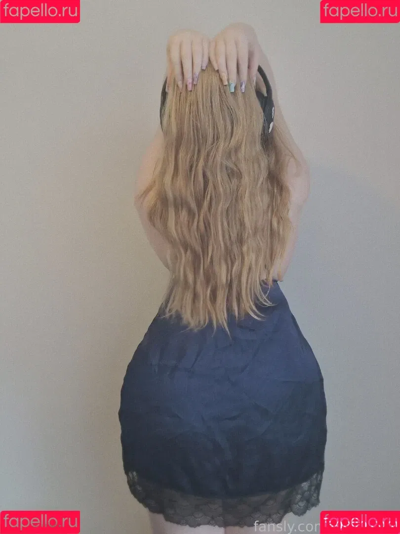 Soft.kittn / Soft_kittn / soft-kittn Onlyfans Photo Gallery 