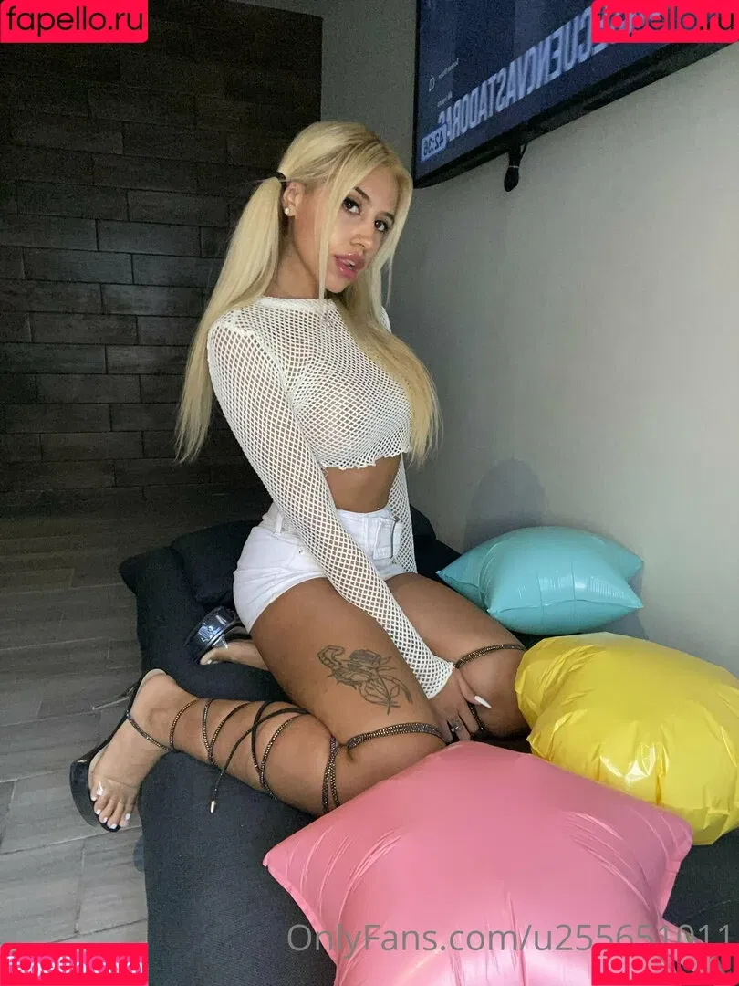 victoriagucci / victoriaguccilosio Onlyfans Photo Gallery 