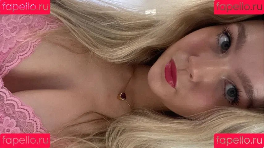 Courtney_36180 / court_kneeeeeee / courtneyxosa Onlyfans Photo Gallery 