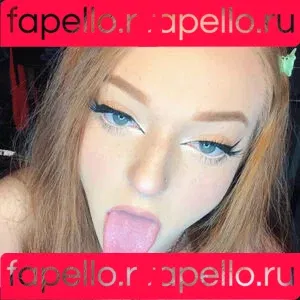 FionaTheFox / fionafoxmfc / fithefox Onlyfans Photo Gallery 