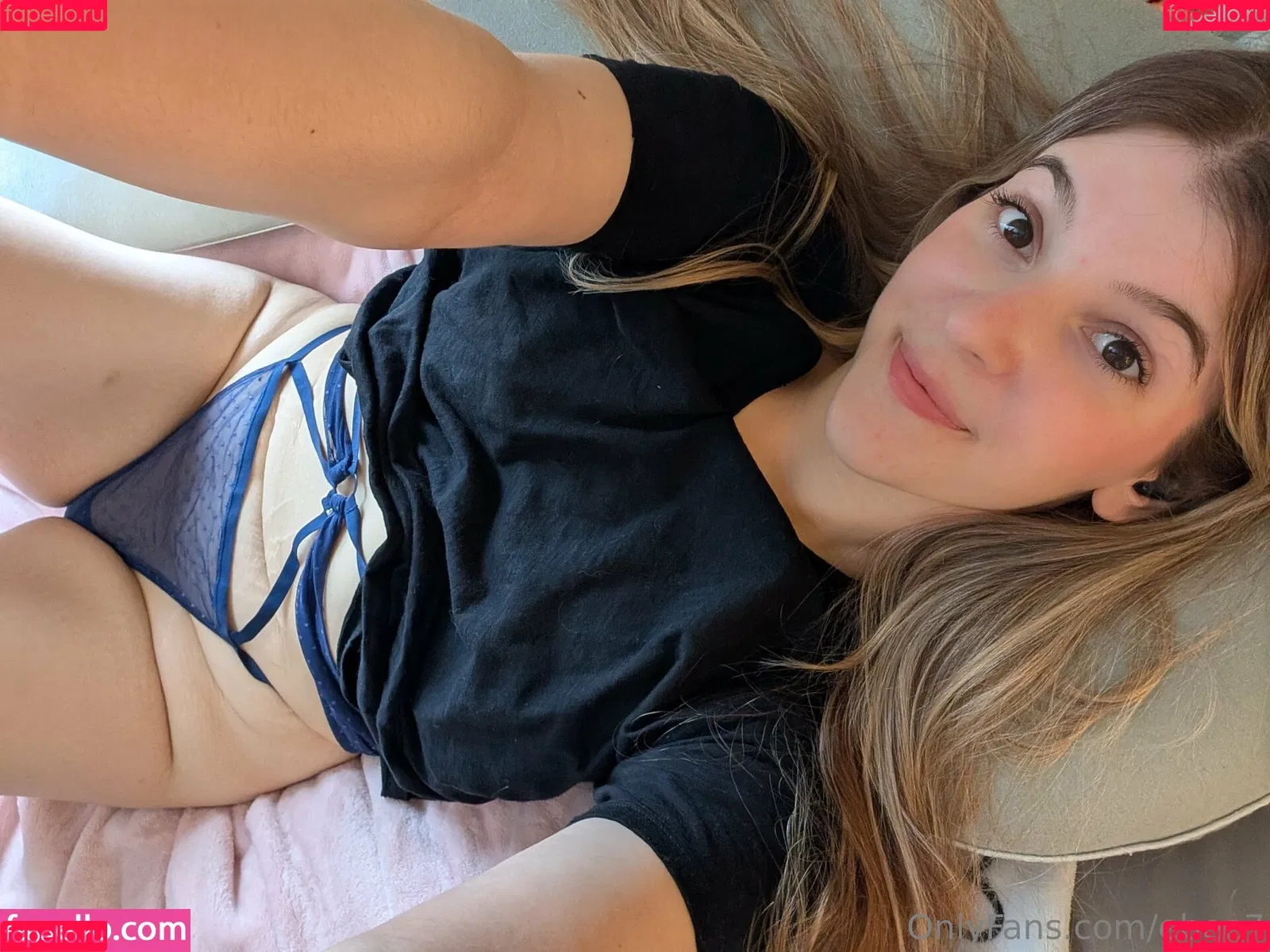 Cute Kinky F18 / Ebee7 / ebee07 Onlyfans Photo Gallery 