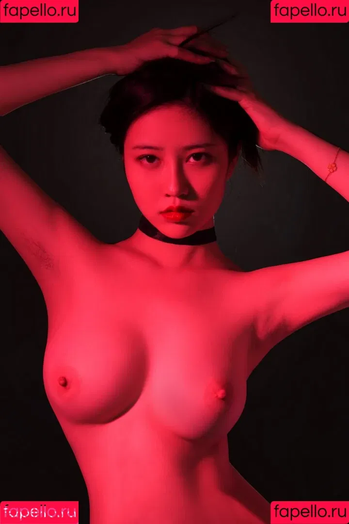 nianlin / nnian_ / nnian_011 Onlyfans Photo Gallery 