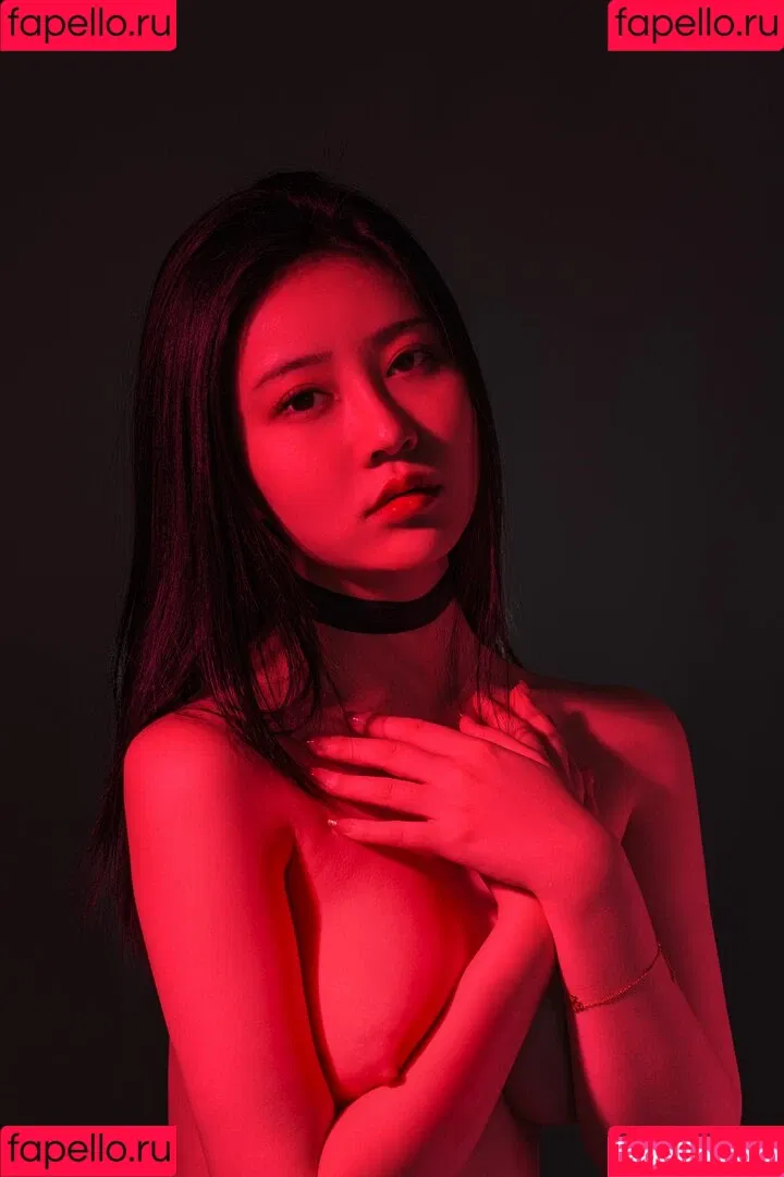 nianlin / nnian_ / nnian_011 Onlyfans Photo Gallery 