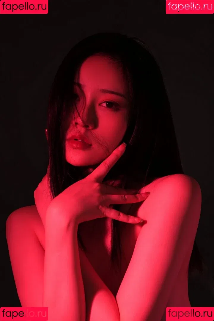 nianlin / nnian_ / nnian_011 Onlyfans Photo Gallery 