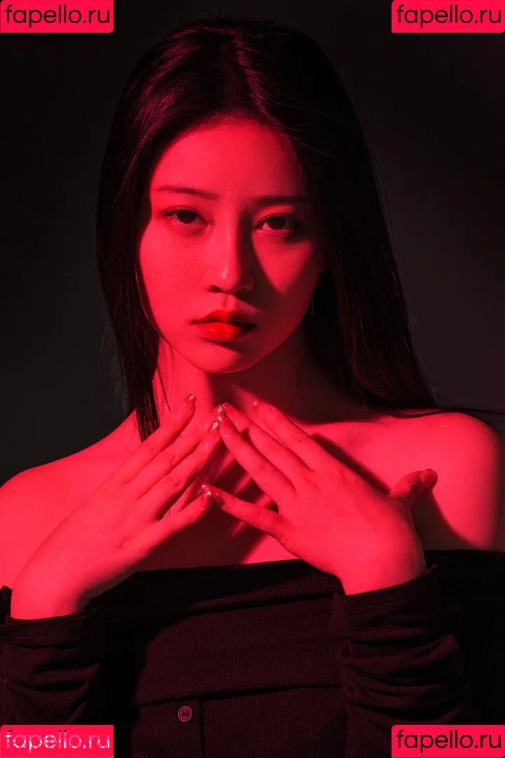 nianlin / nnian_ / nnian_011 Onlyfans Photo Gallery 