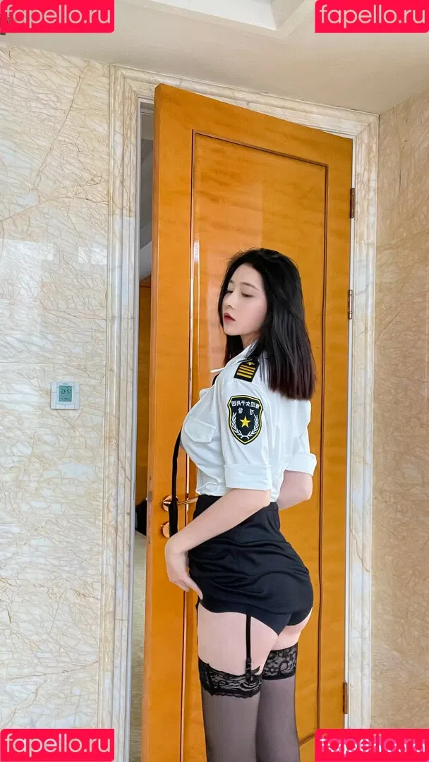 nianlin / nnian_ / nnian_011 Onlyfans Photo Gallery 