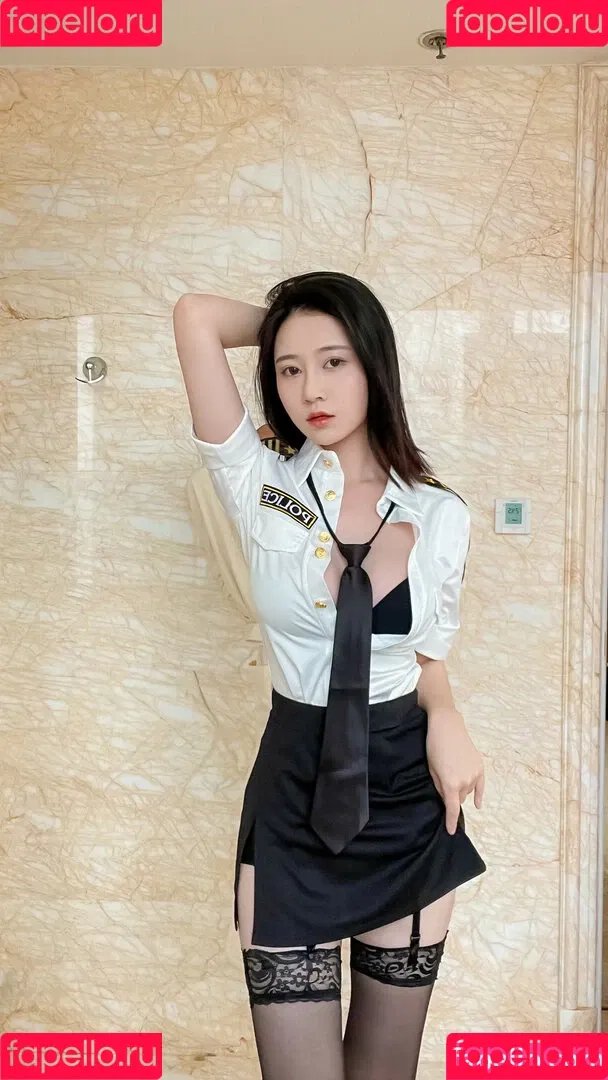 nianlin / nnian_ / nnian_011 Onlyfans Photo Gallery 