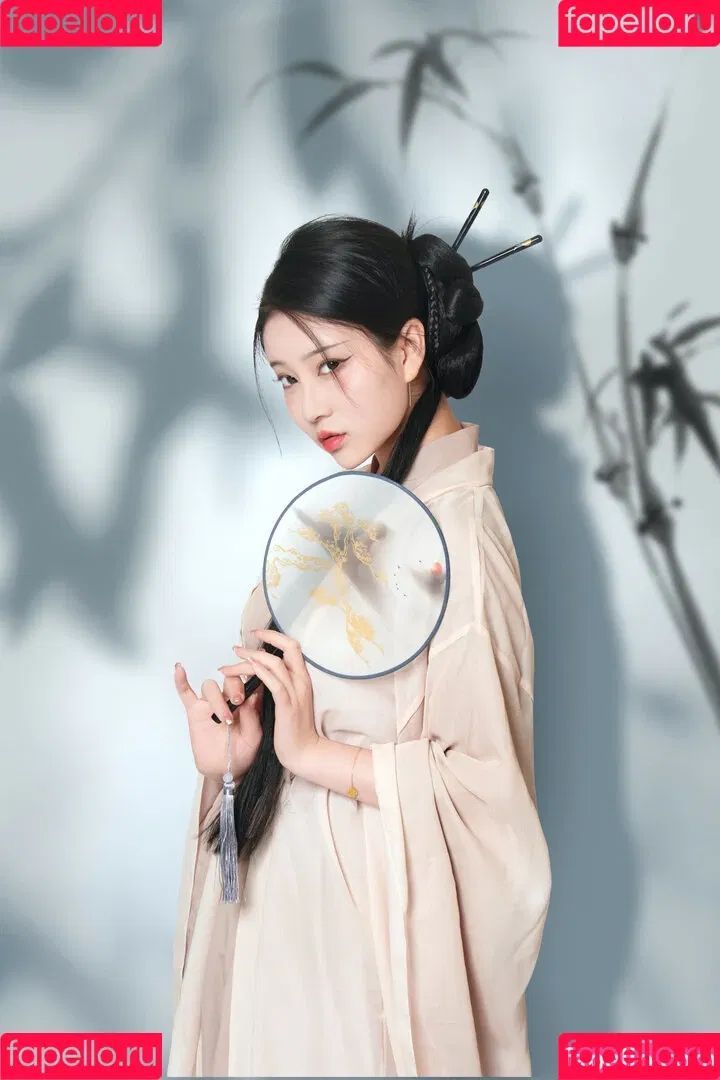 nianlin / nnian_ / nnian_011 Onlyfans Photo Gallery 