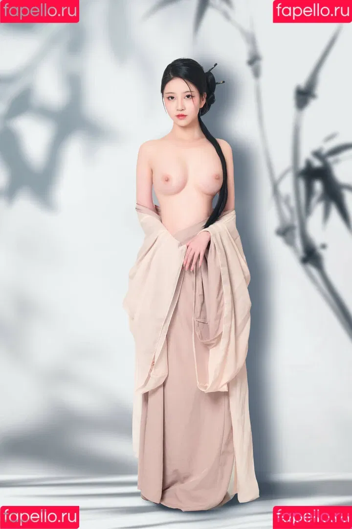 nianlin / nnian_ / nnian_011 Onlyfans Photo Gallery 