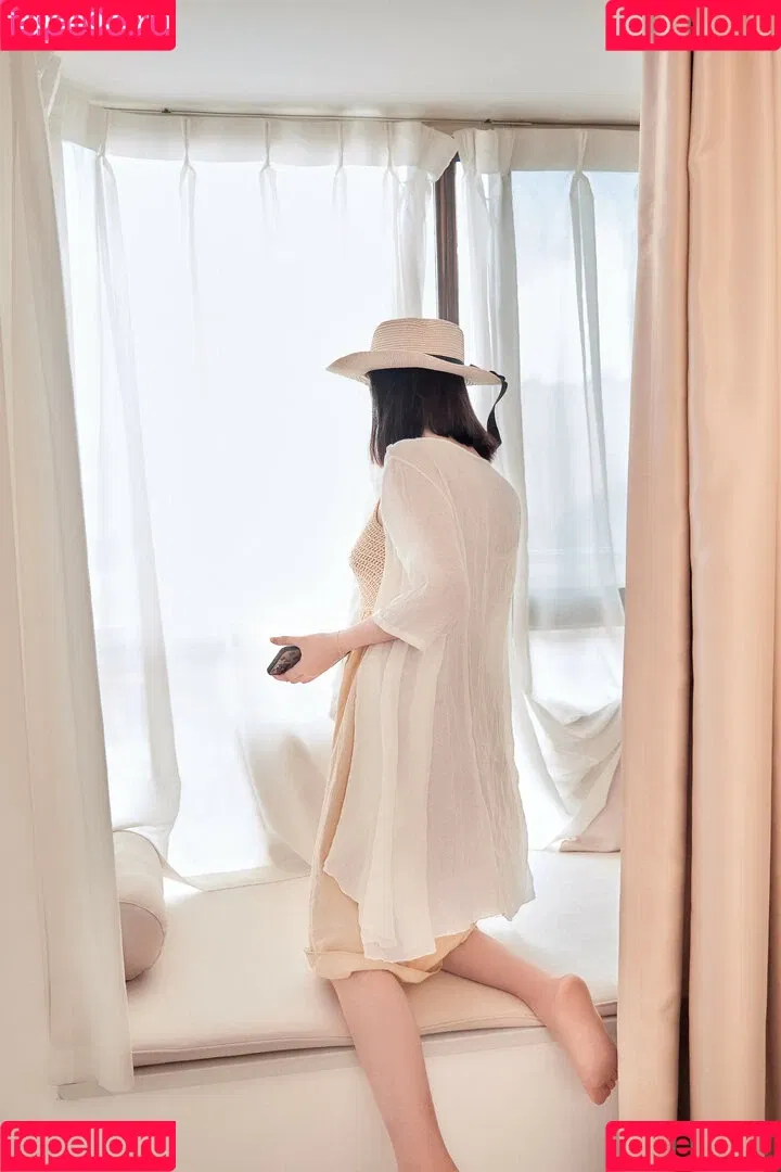 nianlin / nnian_ / nnian_011 Onlyfans Photo Gallery 