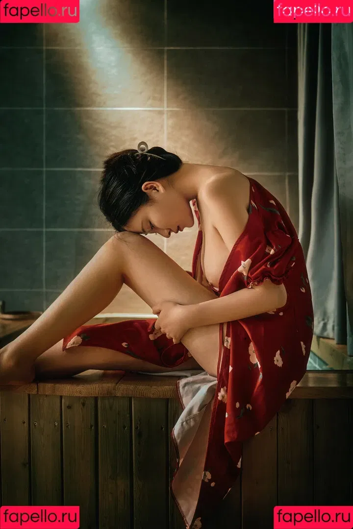 nianlin / nnian_ / nnian_011 Onlyfans Photo Gallery 