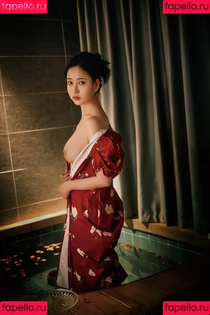 nianlin / nnian_ / nnian_011 Onlyfans Photo Gallery 