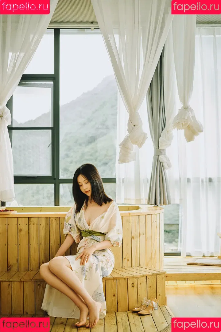 nianlin / nnian_ / nnian_011 Onlyfans Photo Gallery 