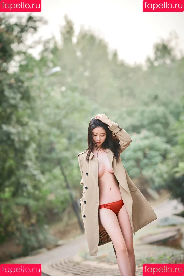 nianlin / nnian_ / nnian_011 Onlyfans Photo Gallery 