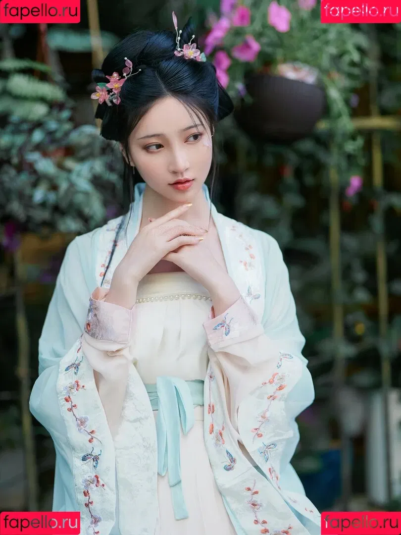 nianlin / nnian_ / nnian_011 Onlyfans Photo Gallery 