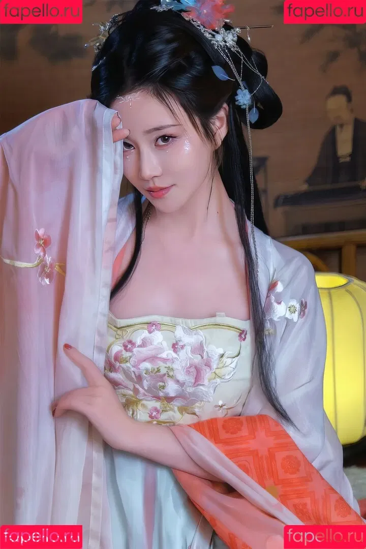 nianlin / nnian_ / nnian_011 Onlyfans Photo Gallery 