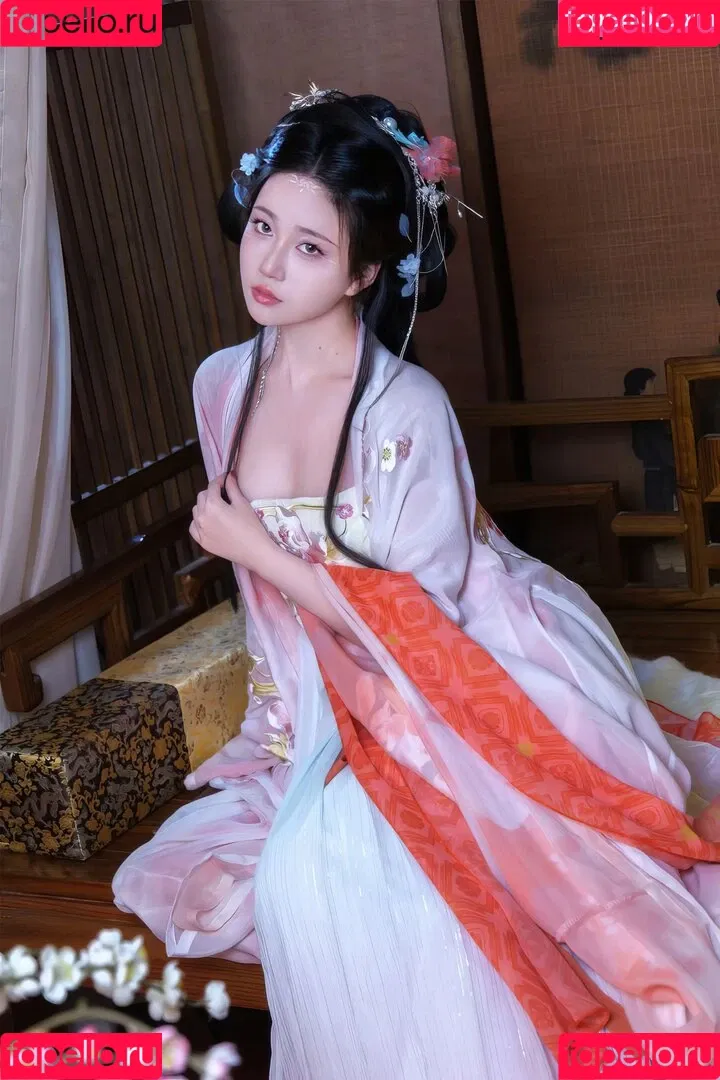 nianlin / nnian_ / nnian_011 Onlyfans Photo Gallery 