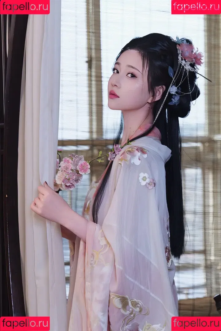 nianlin / nnian_ / nnian_011 Onlyfans Photo Gallery 