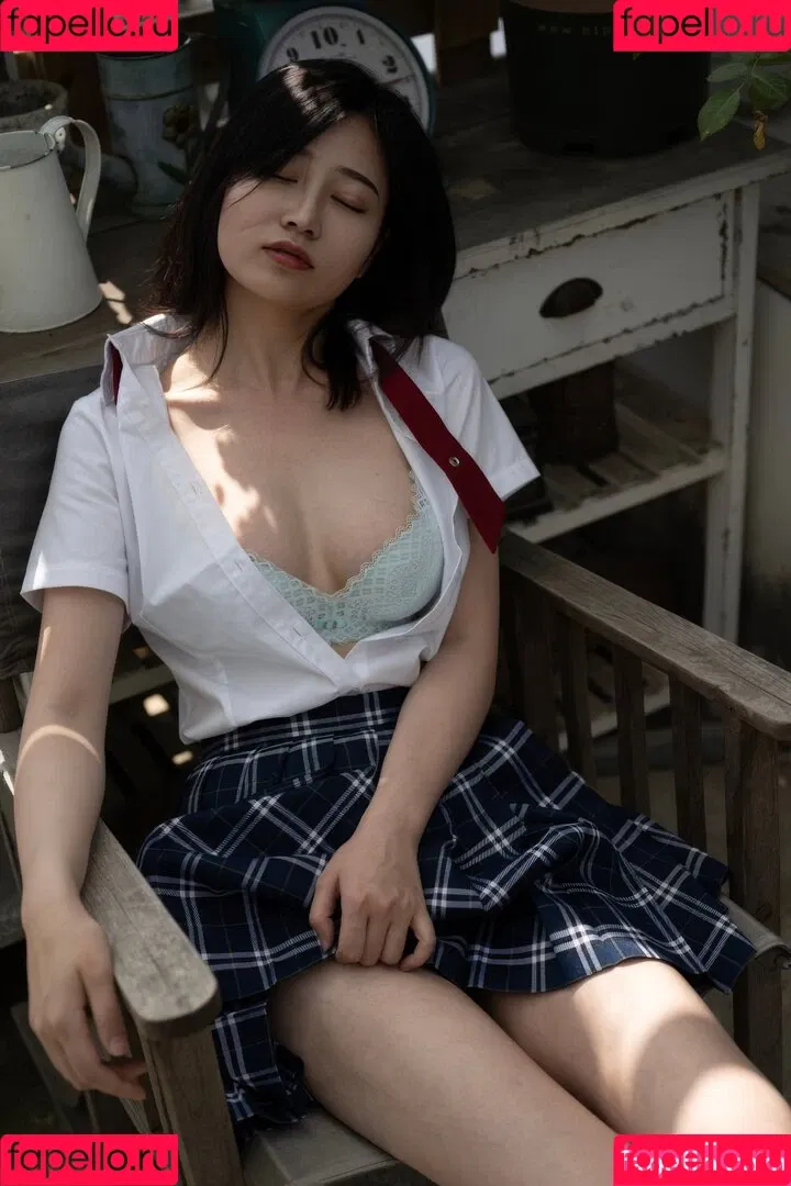 nianlin / nnian_ / nnian_011 Onlyfans Photo Gallery 