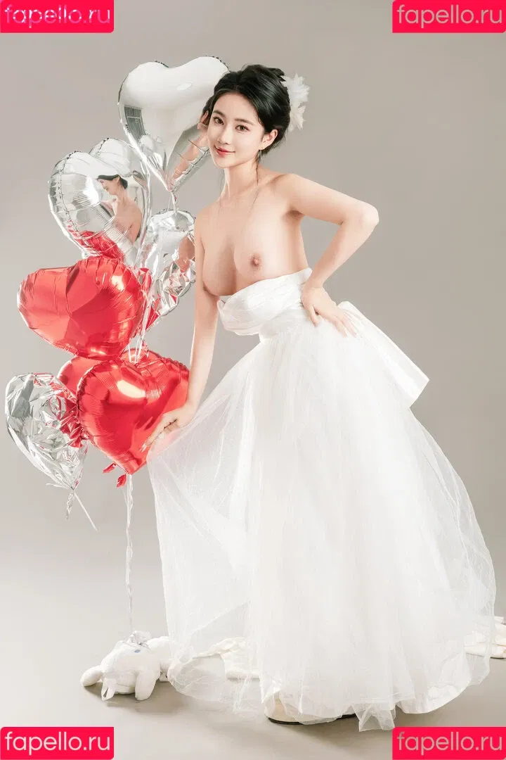 nianlin / nnian_ / nnian_011 Onlyfans Photo Gallery 