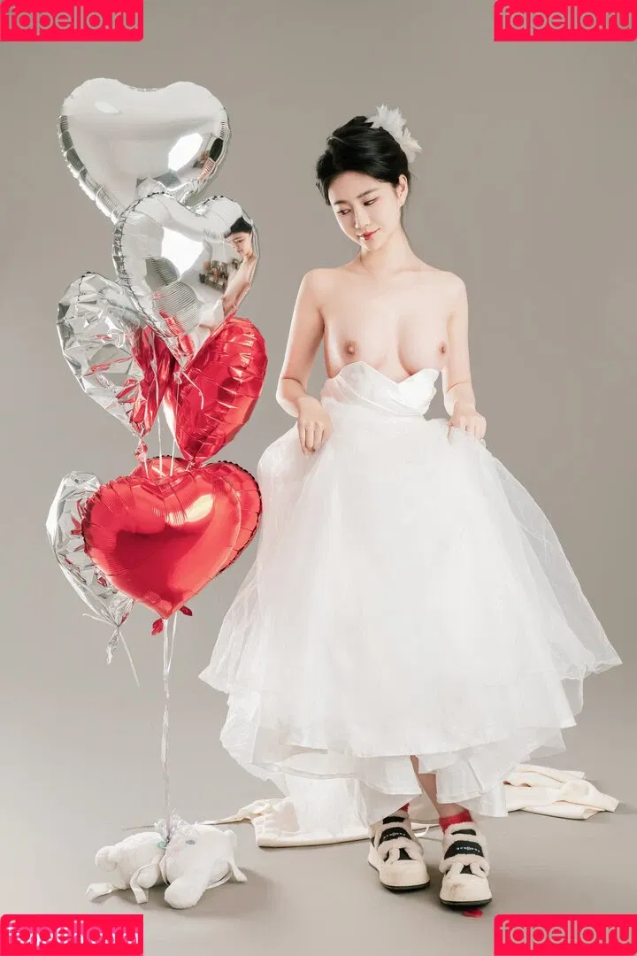 nianlin / nnian_ / nnian_011 Onlyfans Photo Gallery 