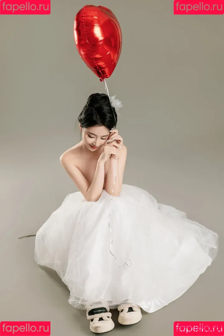 nianlin / nnian_ / nnian_011 Onlyfans Photo Gallery 