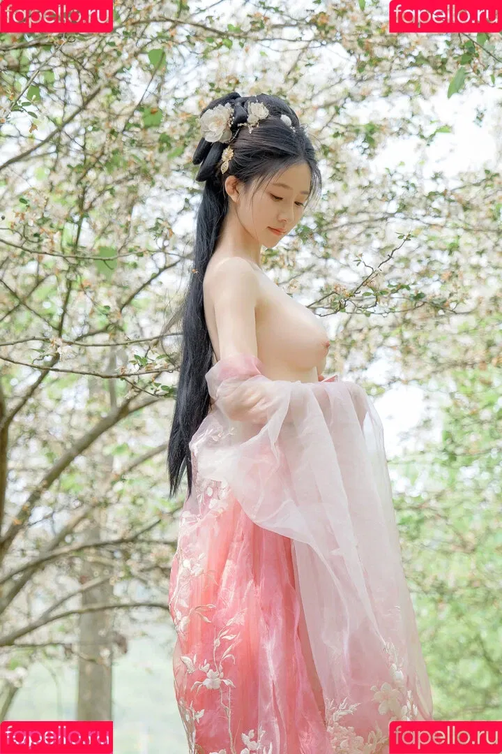 nianlin / nnian_ / nnian_011 Onlyfans Photo Gallery 