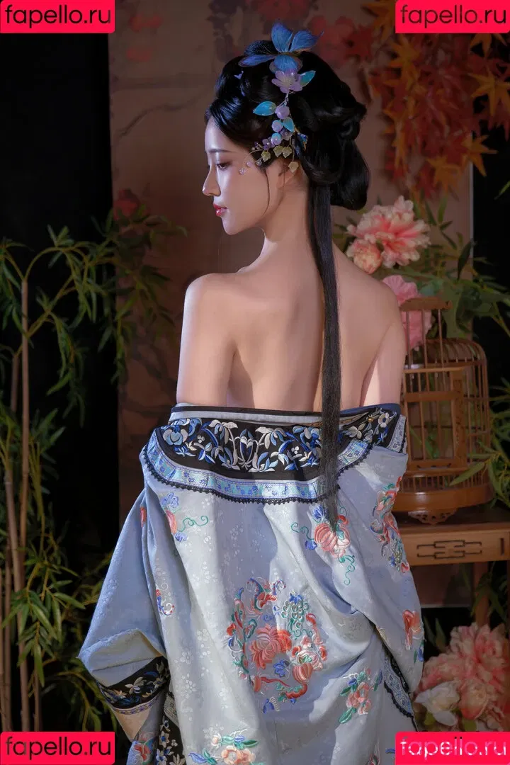 nianlin / nnian_ / nnian_011 Onlyfans Photo Gallery 