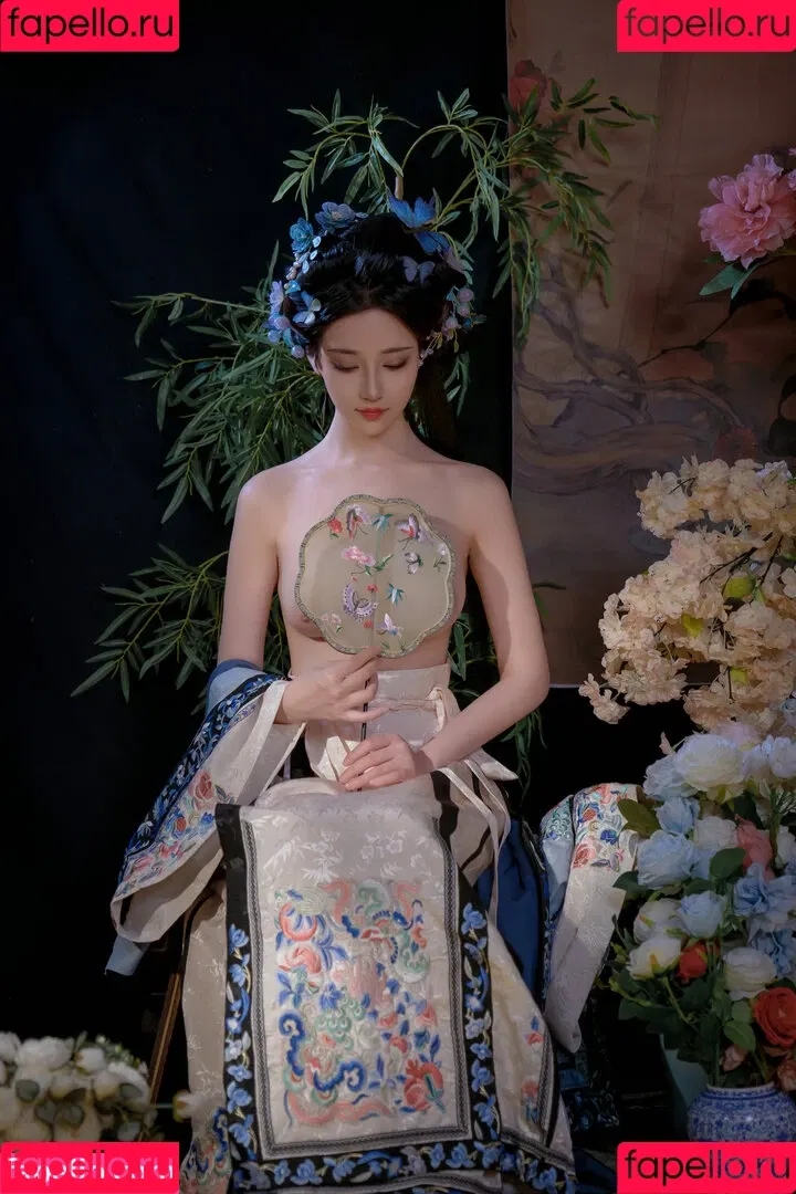 nianlin / nnian_ / nnian_011 Onlyfans Photo Gallery 