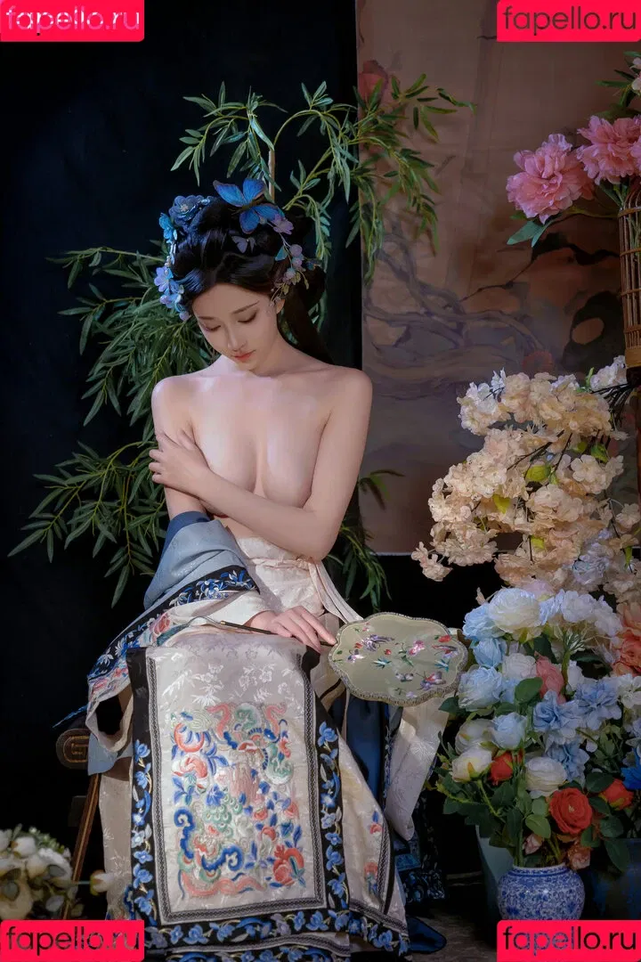 nianlin / nnian_ / nnian_011 Onlyfans Photo Gallery 