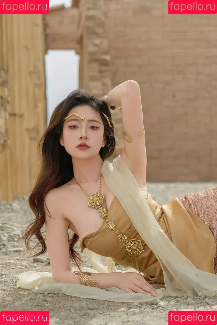 nianlin / nnian_ / nnian_011 Onlyfans Photo Gallery 