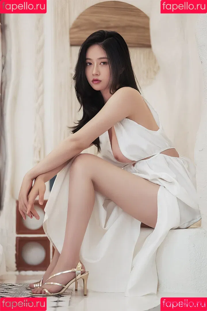 nianlin / nnian_ / nnian_011 Onlyfans Photo Gallery 