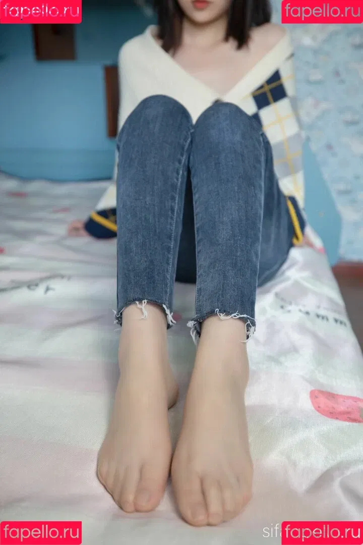 nianlin / nnian_ / nnian_011 Onlyfans Photo Gallery 