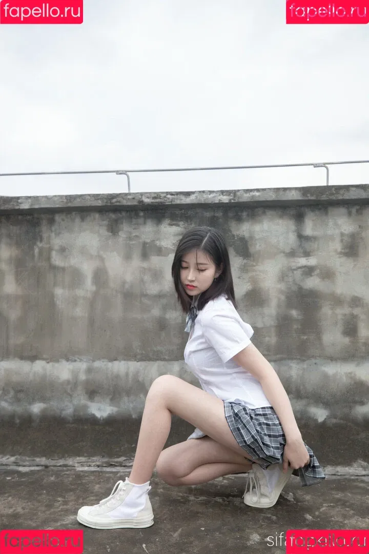 nianlin / nnian_ / nnian_011 Onlyfans Photo Gallery 