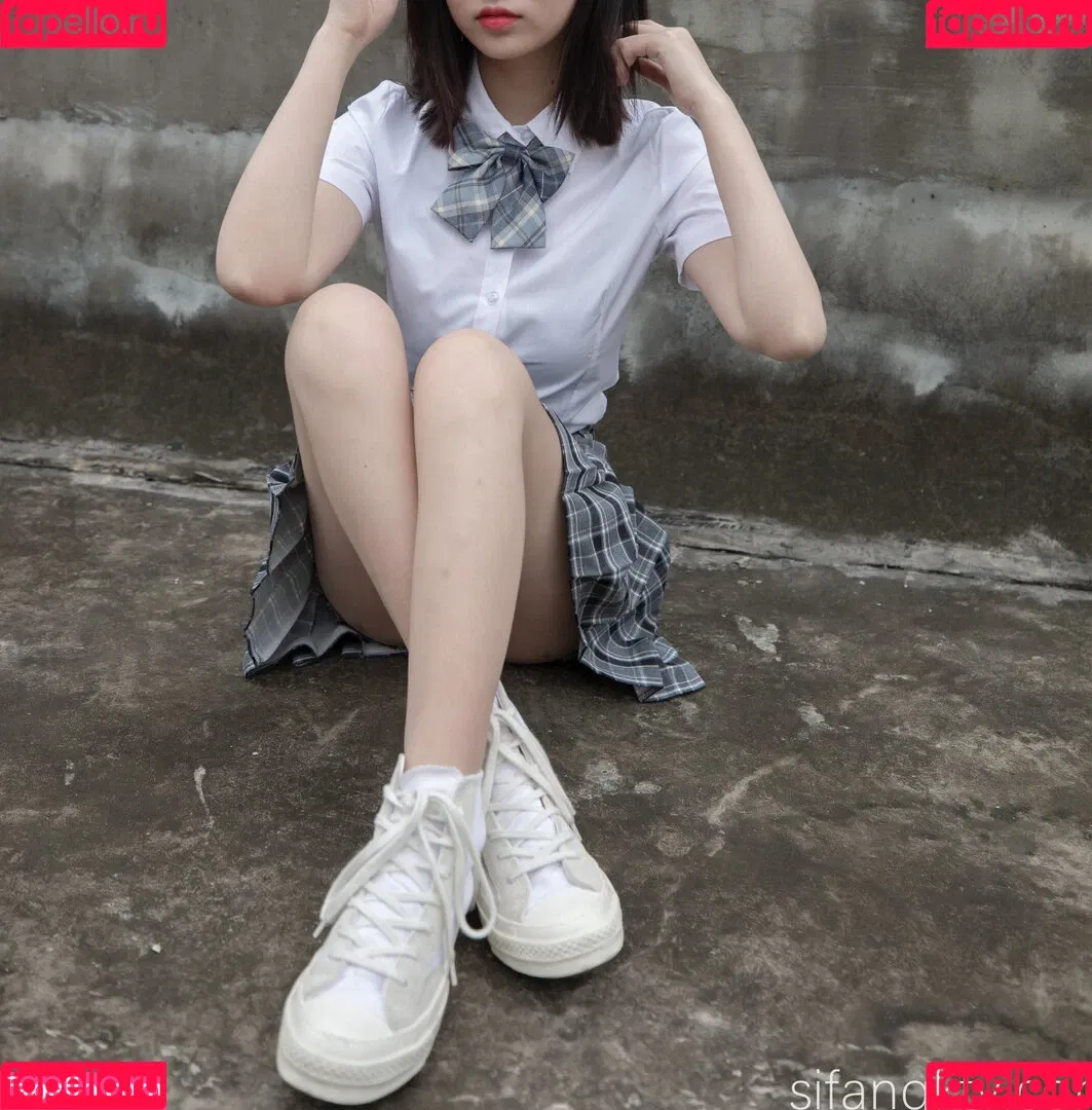 nianlin / nnian_ / nnian_011 Onlyfans Photo Gallery 