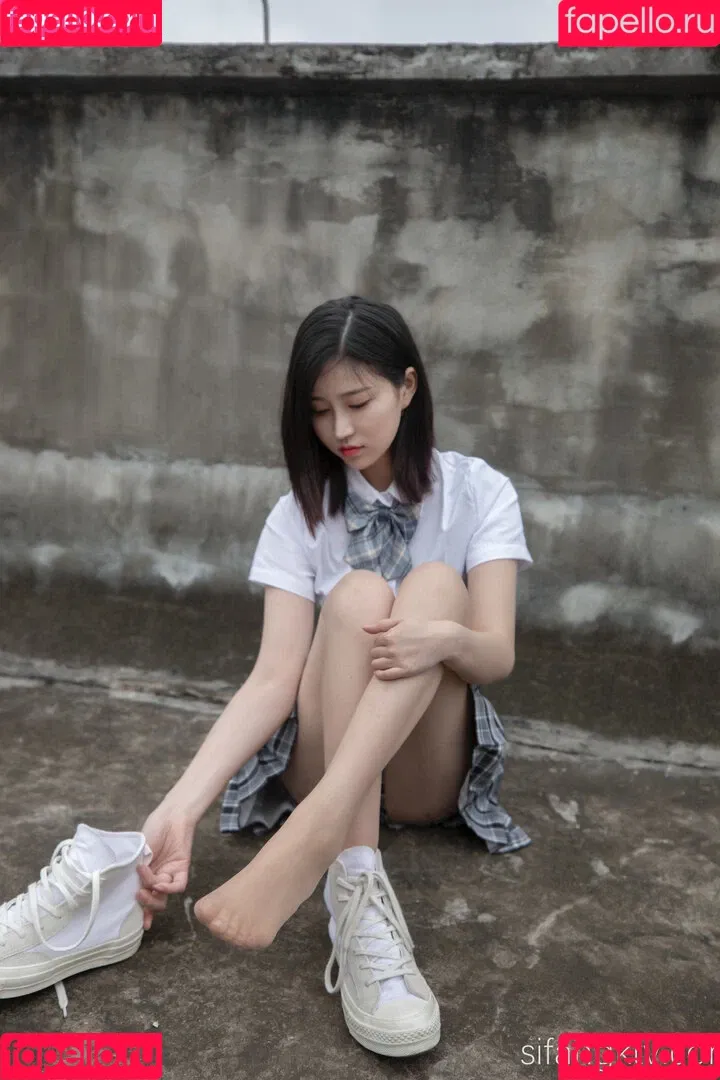 nianlin / nnian_ / nnian_011 Onlyfans Photo Gallery 