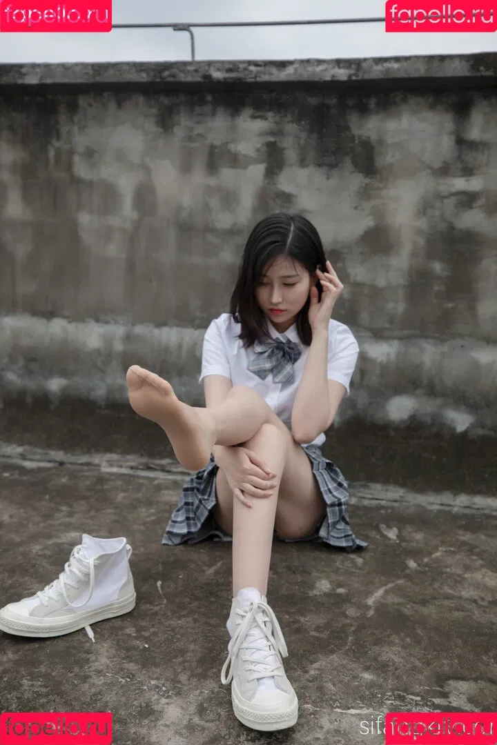 nianlin / nnian_ / nnian_011 Onlyfans Photo Gallery 