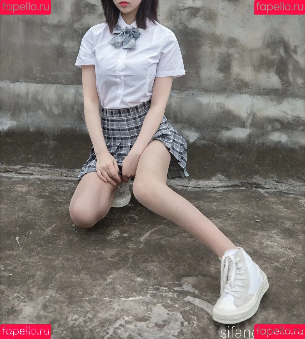 nianlin / nnian_ / nnian_011 Onlyfans Photo Gallery 