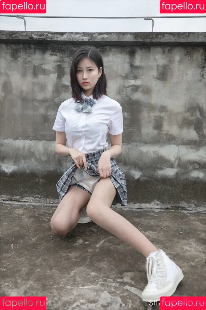 nianlin / nnian_ / nnian_011 Onlyfans Photo Gallery 