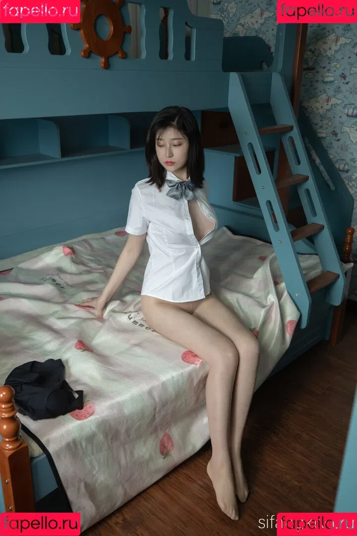 nianlin / nnian_ / nnian_011 Onlyfans Photo Gallery 