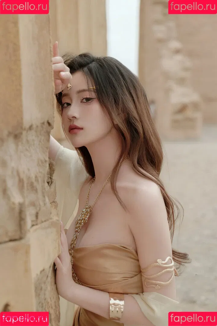 nianlin / nnian_ / nnian_011 Onlyfans Photo Gallery 