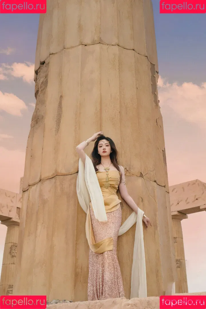 nianlin / nnian_ / nnian_011 Onlyfans Photo Gallery 