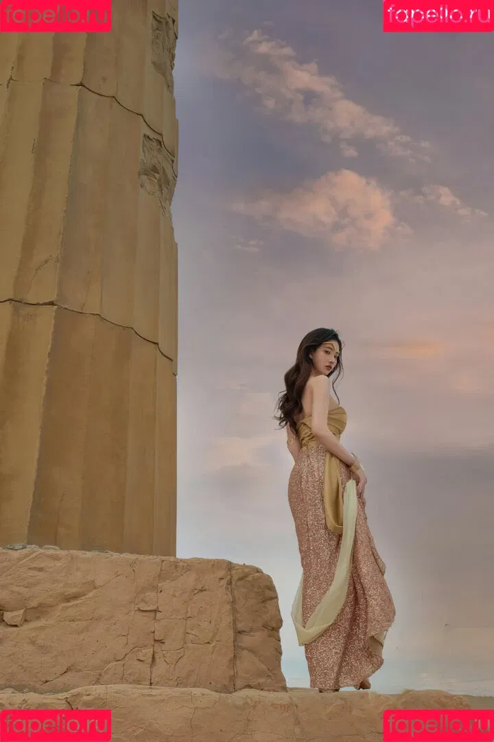 nianlin / nnian_ / nnian_011 Onlyfans Photo Gallery 