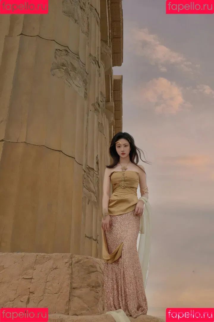 nianlin / nnian_ / nnian_011 Onlyfans Photo Gallery 