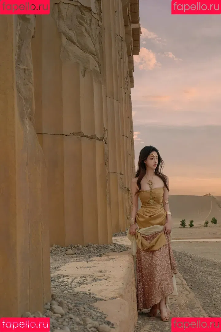 nianlin / nnian_ / nnian_011 Onlyfans Photo Gallery 