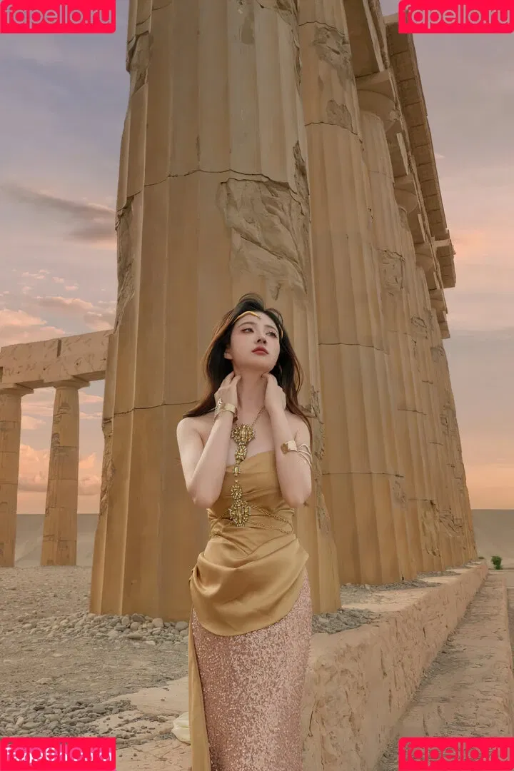 nianlin / nnian_ / nnian_011 Onlyfans Photo Gallery 