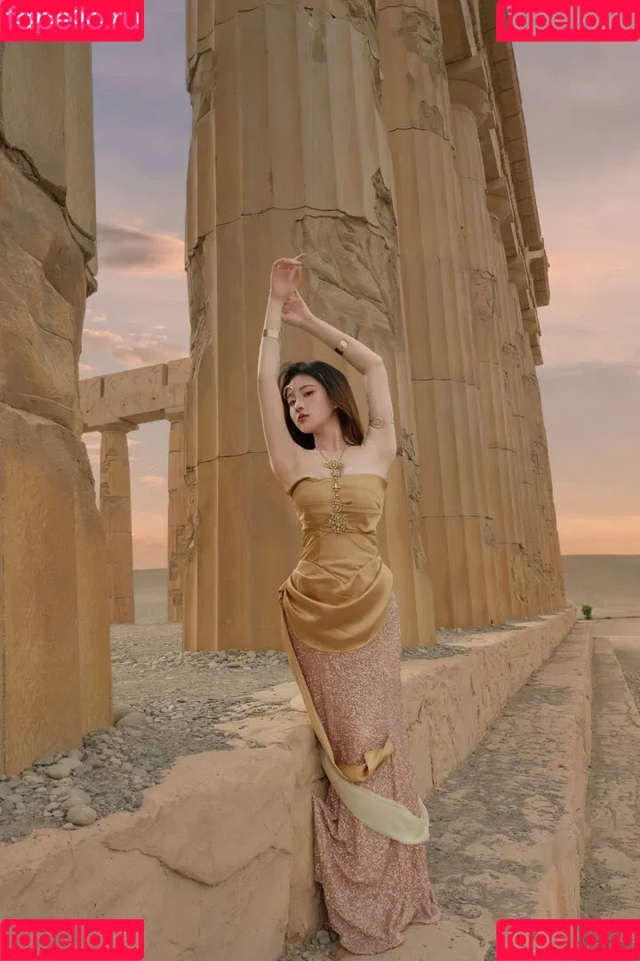 nianlin / nnian_ / nnian_011 Onlyfans Photo Gallery 