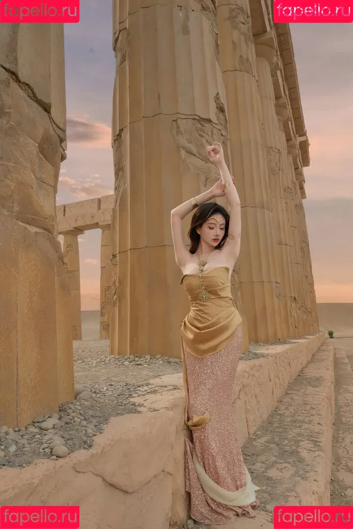 nianlin / nnian_ / nnian_011 Onlyfans Photo Gallery 